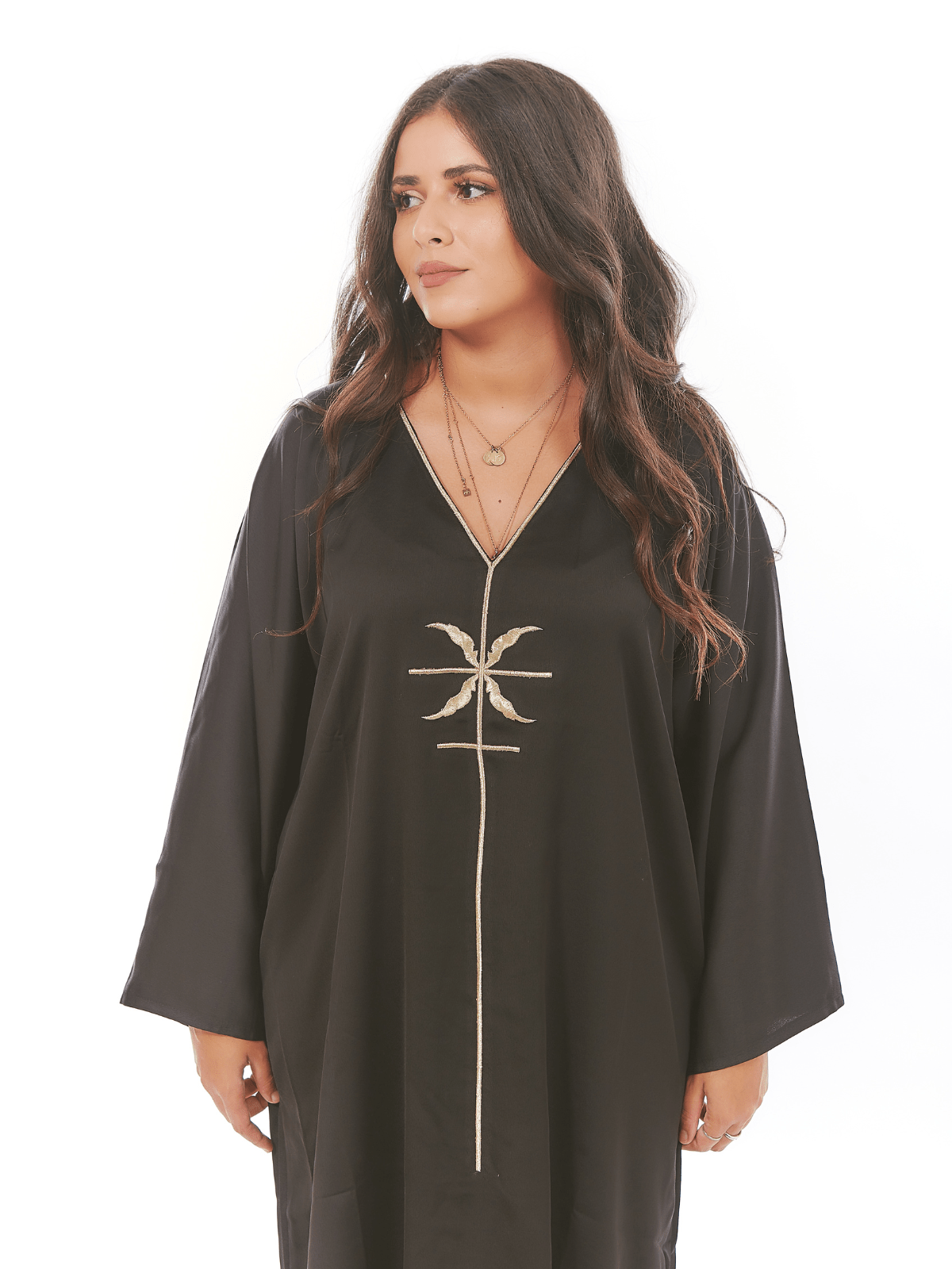 Robe d’hôtesse Mazigha à broderie berbère