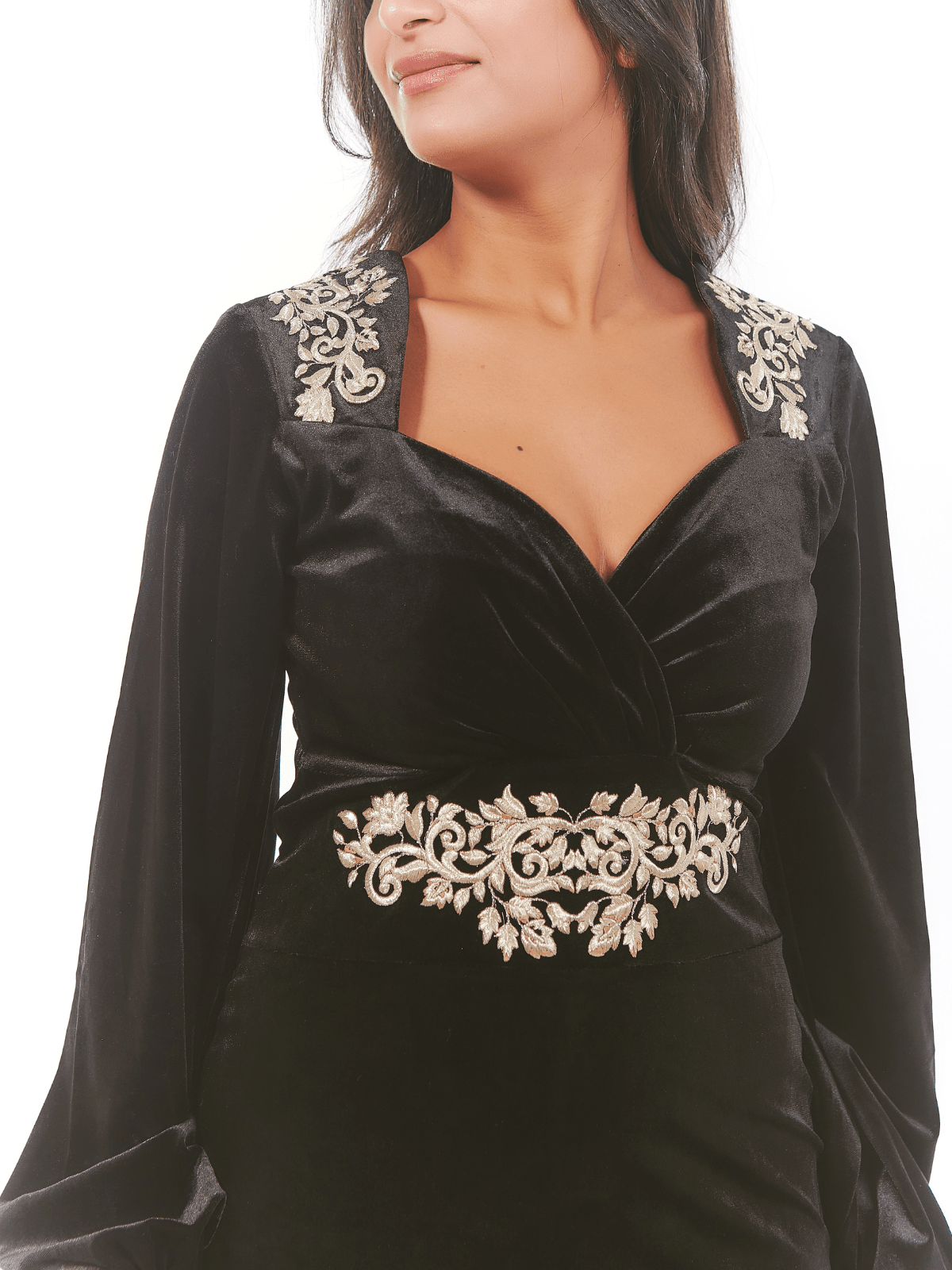 Robe portefeuille Nelya en velours brodé