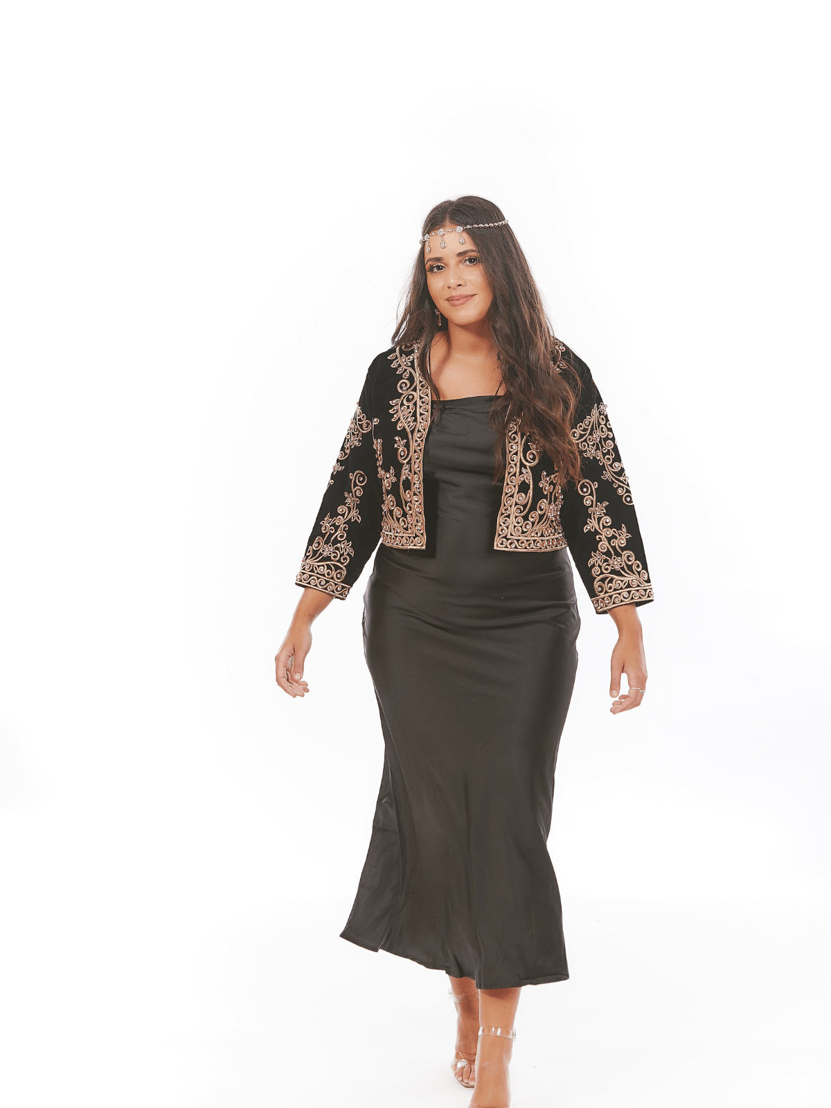 Veste de karakou brodée courte