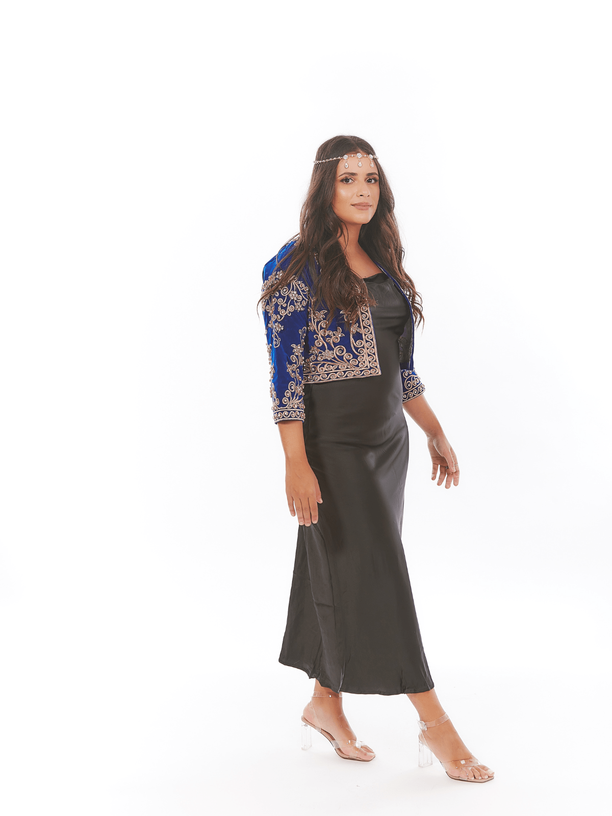 Veste de karakou brodée courte