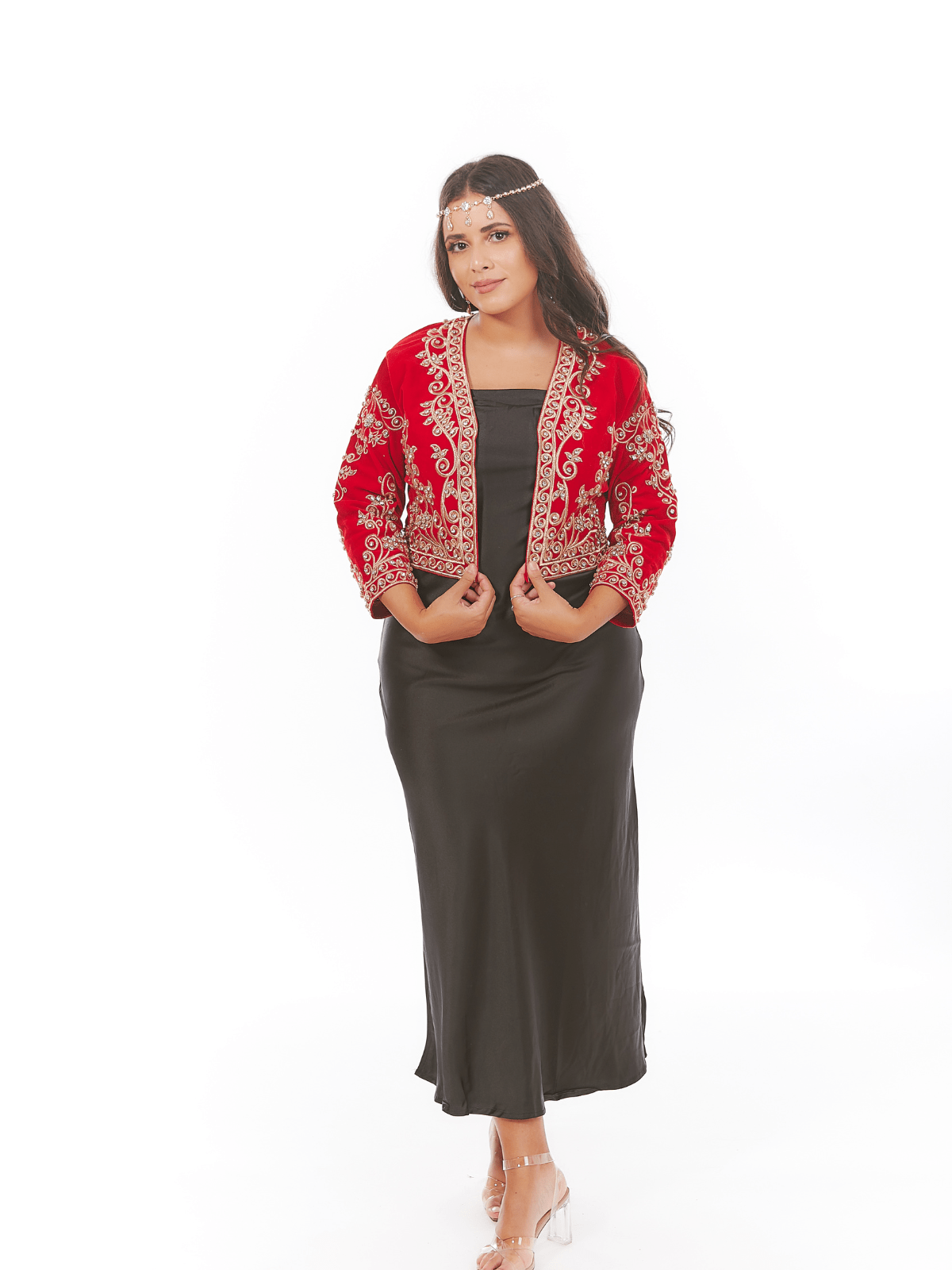 Veste de karakou brodée courte