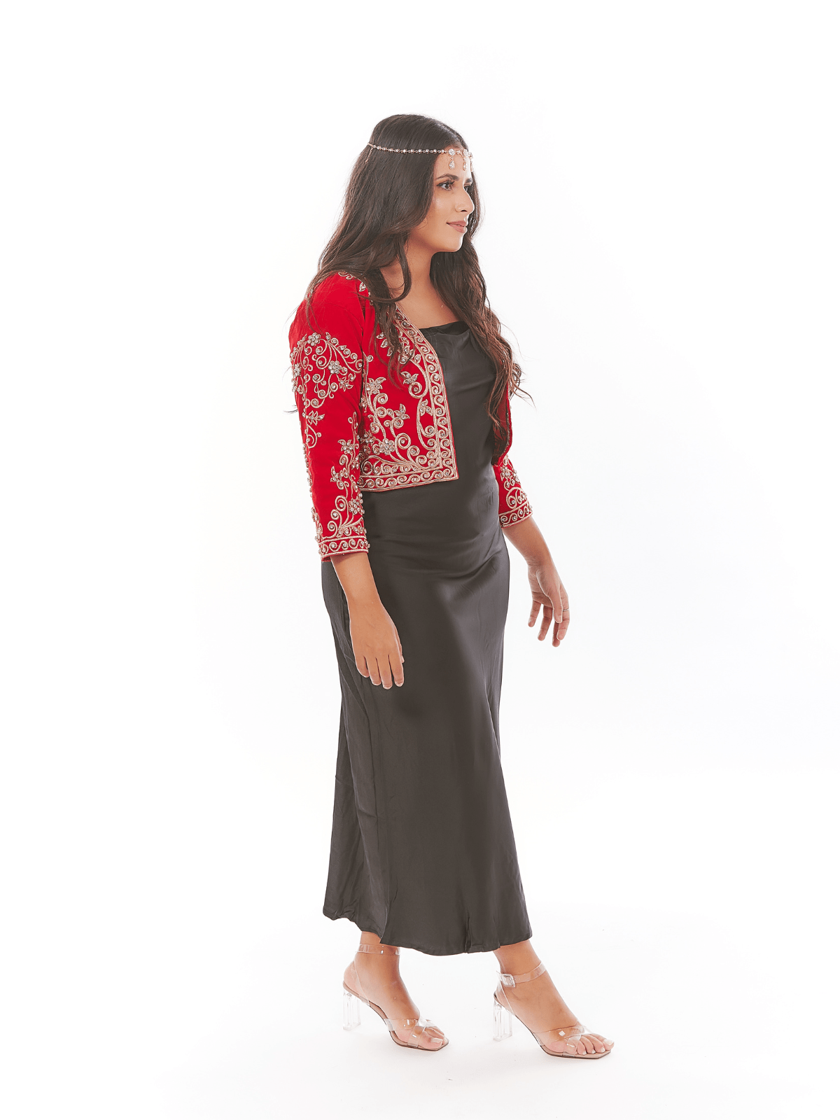 Veste de karakou brodée courte
