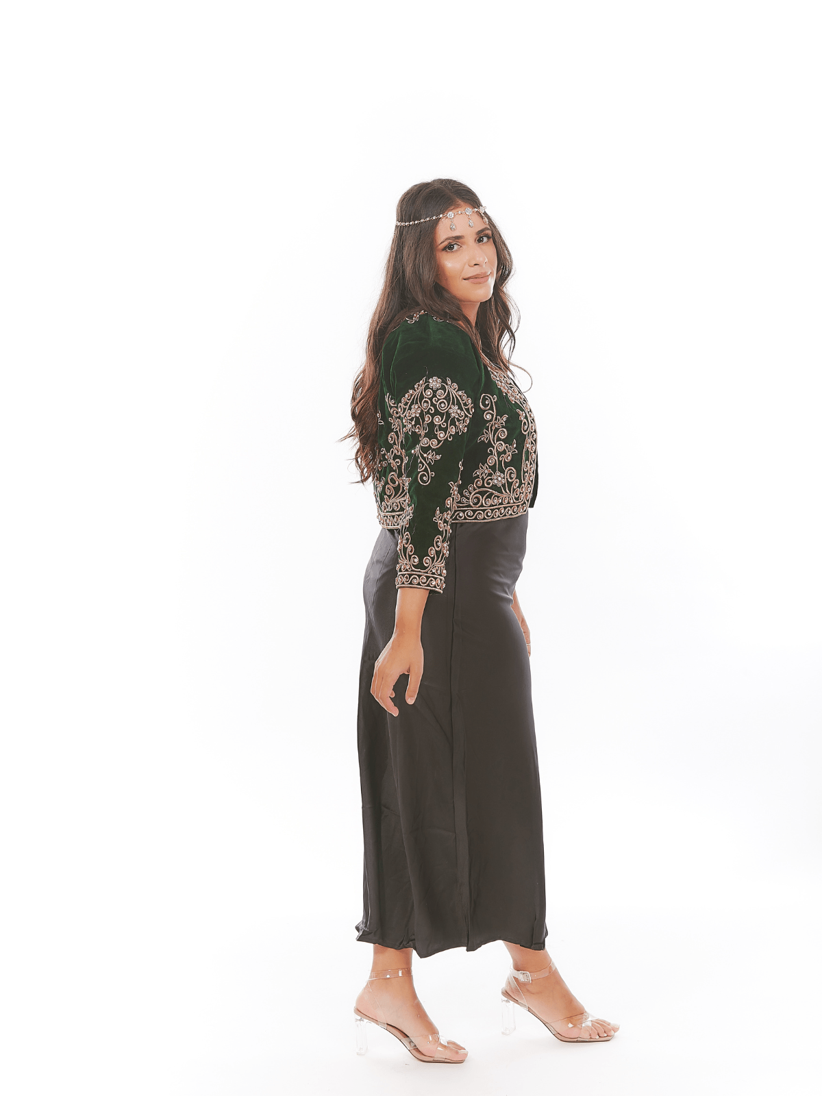 Veste de karakou brodée courte
