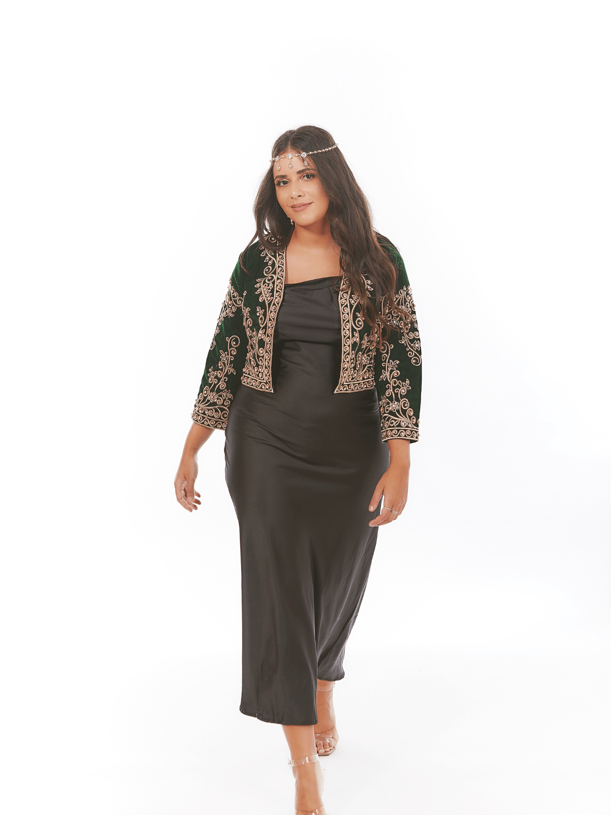 Veste de karakou brodée courte
