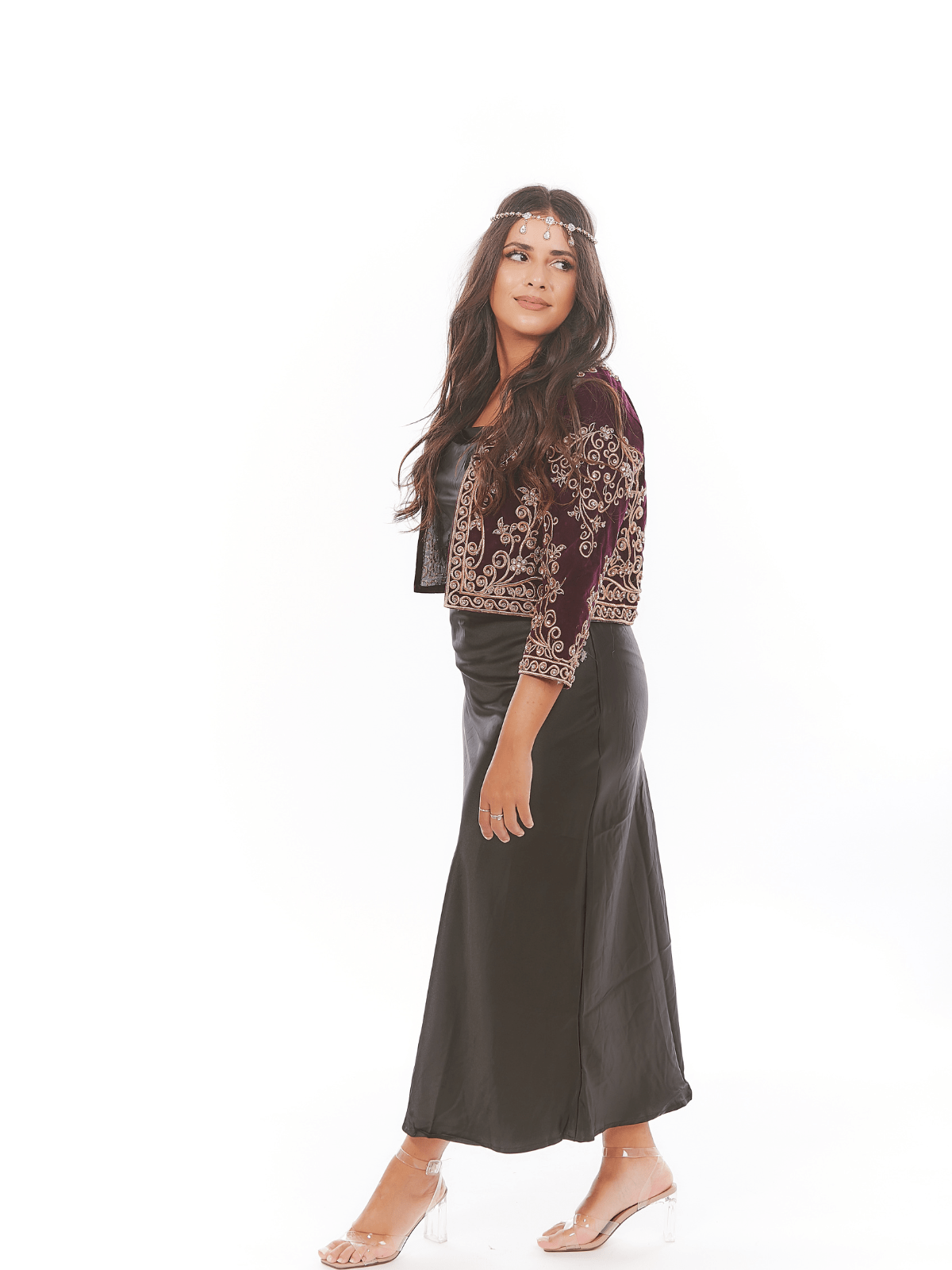 Veste de karakou brodée courte