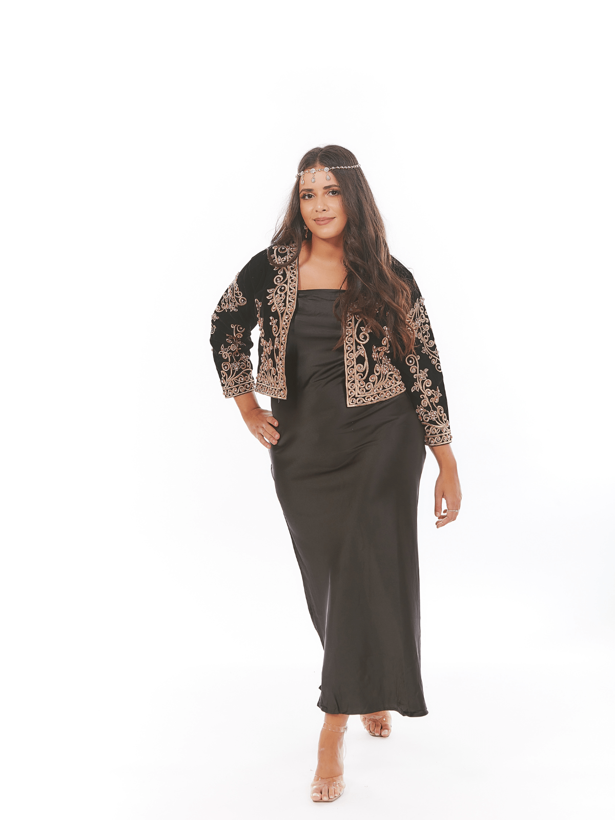 Veste de karakou brodée courte