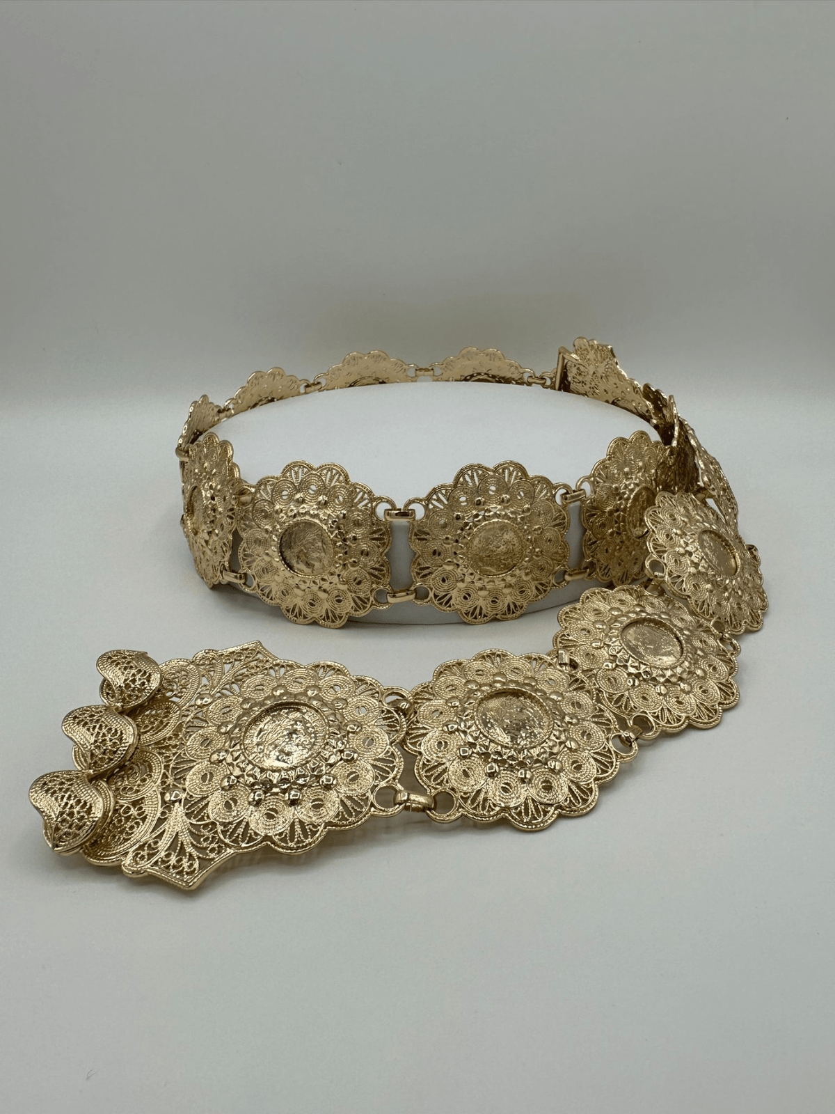 Ceinture traditionnelle à rosaces