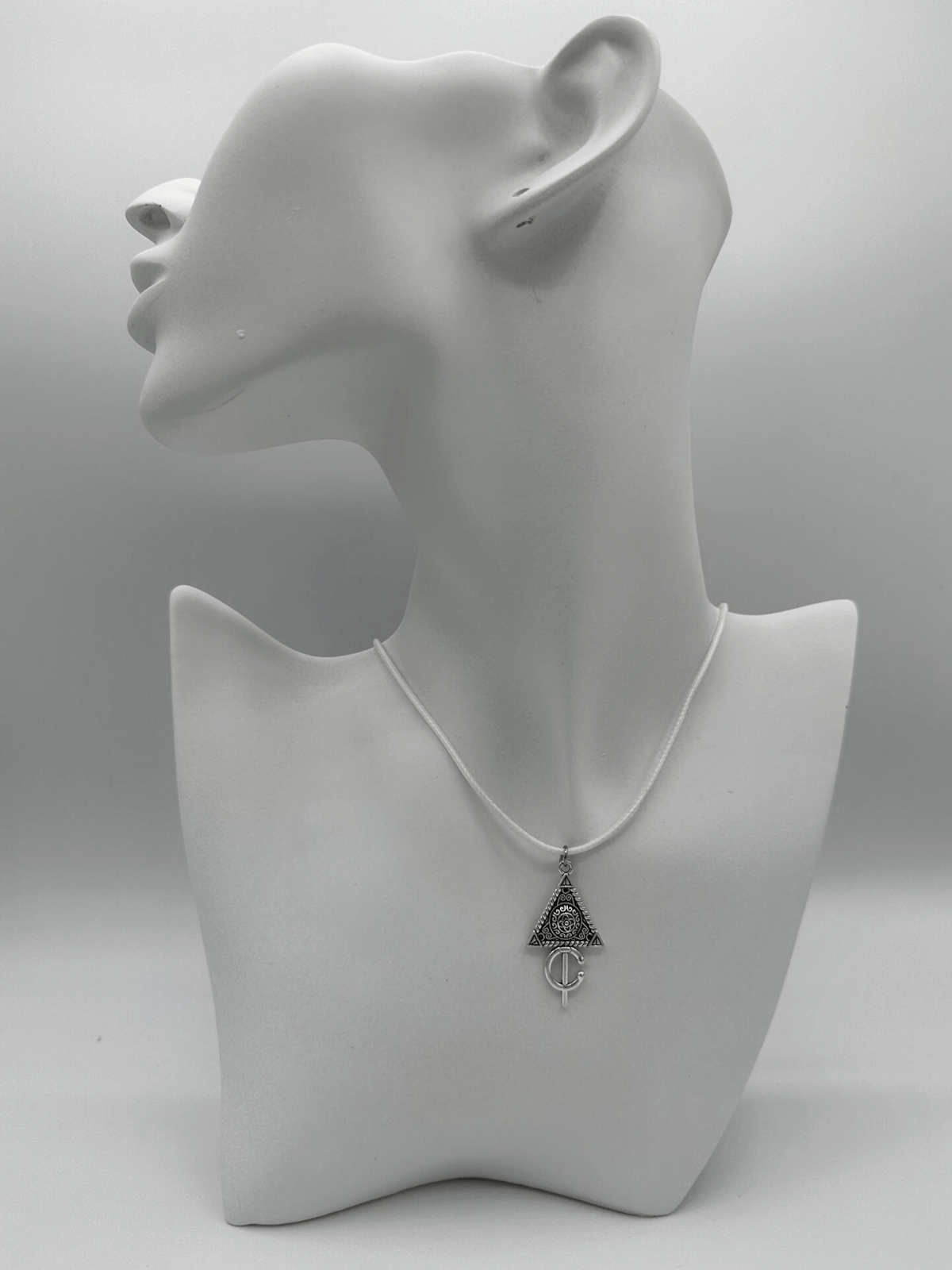 Collier Afzim blanc à fibule berbère