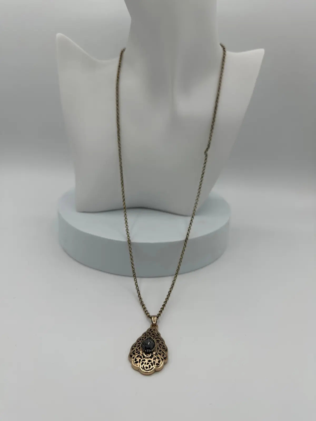 Collier traditionnel algérien Pierre colorée