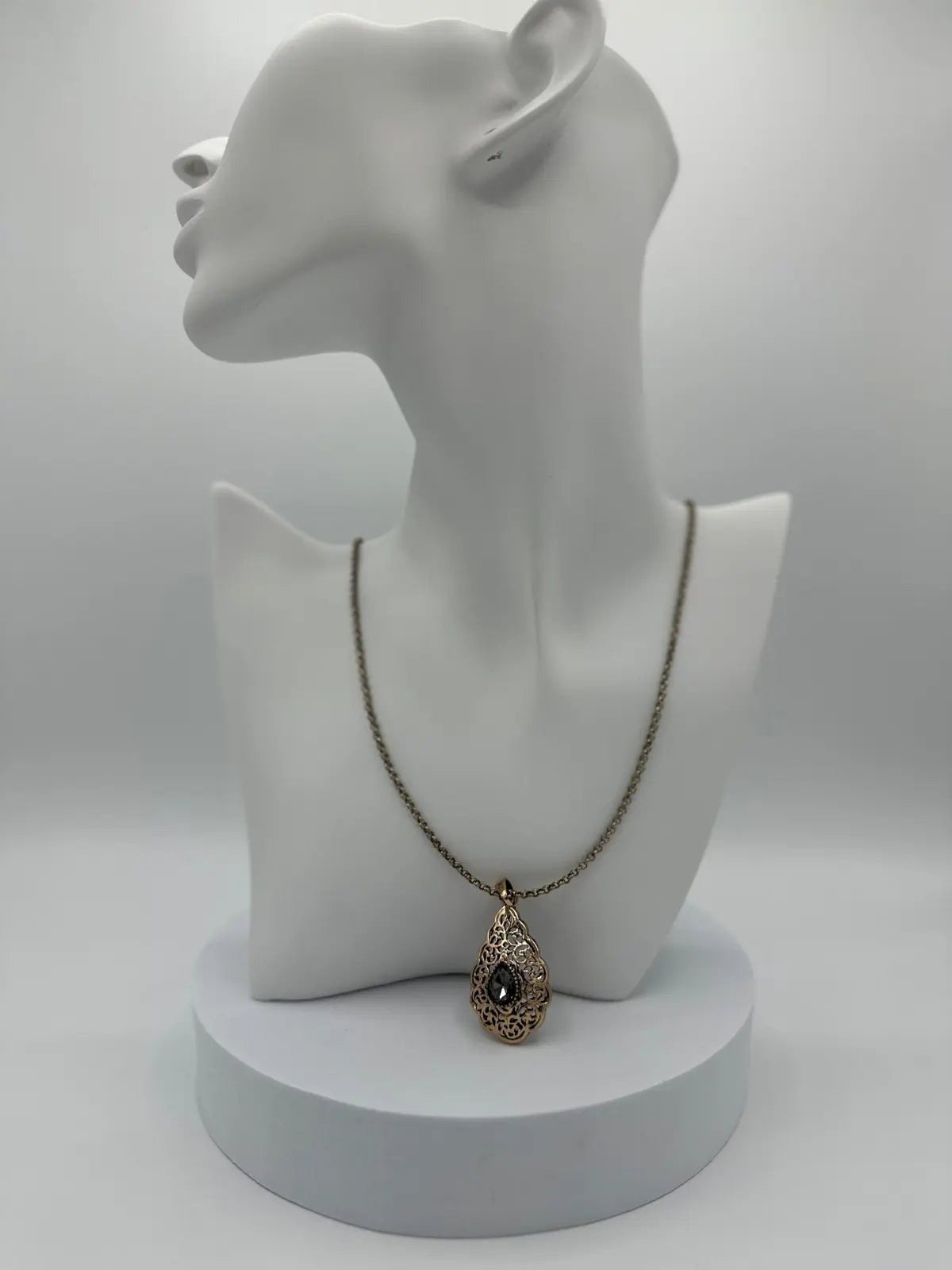 Collier traditionnel algérien Pierre colorée