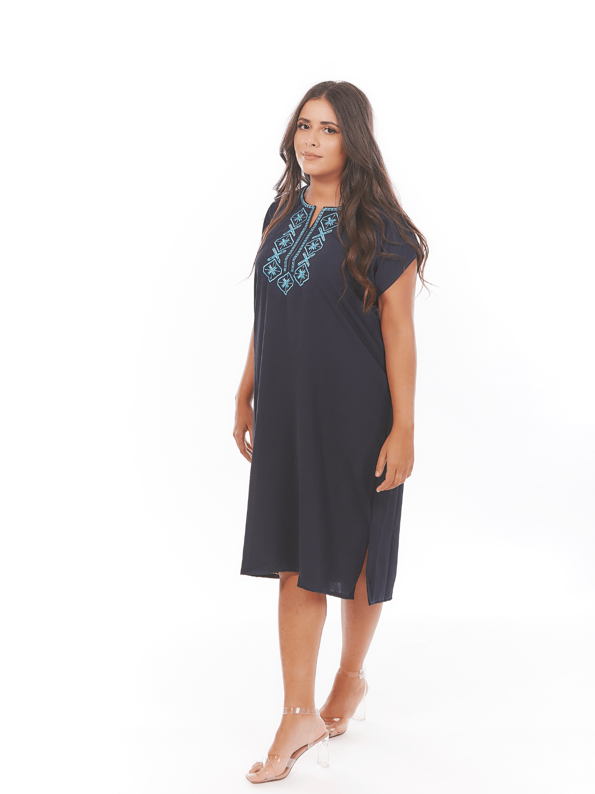 Robe d’hôtesse midi Tuda à broderie