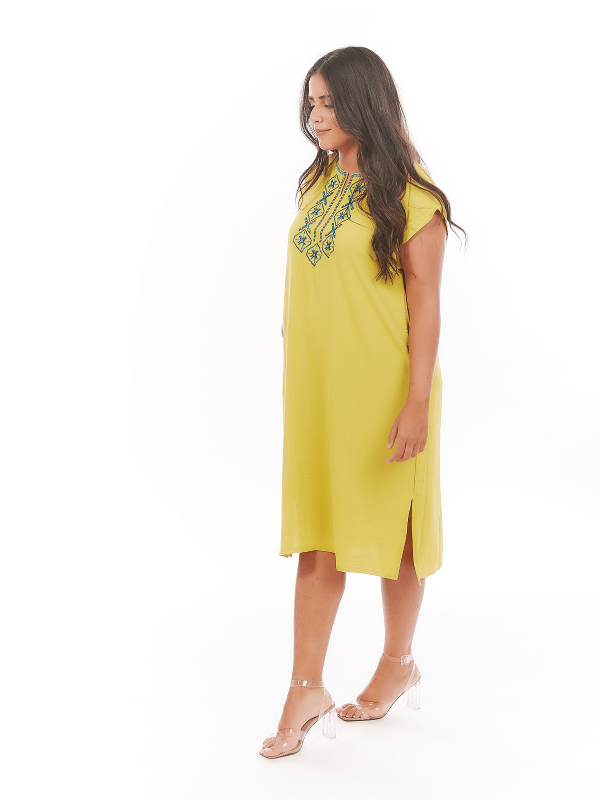 Robe d’hôtesse midi Tuda à broderie